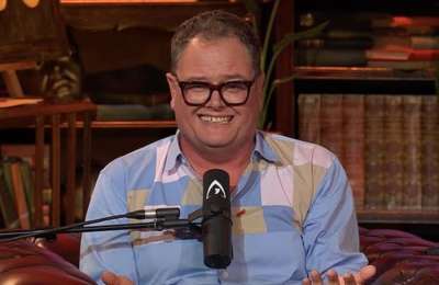 ALAN CARR APOLOGISES TO PALOMA FAITH AFTER ‘CRUEL’ MURDER ON CELEBRITY TRAITORS