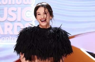 ROSALIA: "LUX" IS MOST STREAMED ALBUM BY SPANISH SPEAKING ARTIST