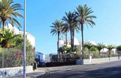 Two dead bodies found in an apartment in a resort in the south of Tenerife 