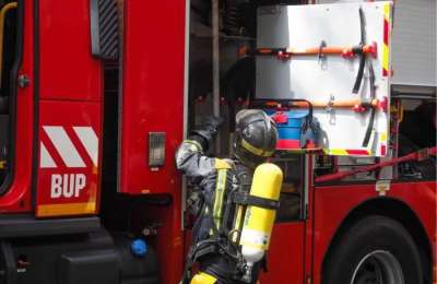Man rescued by firefighters after fall in remote farm in Tenerife 