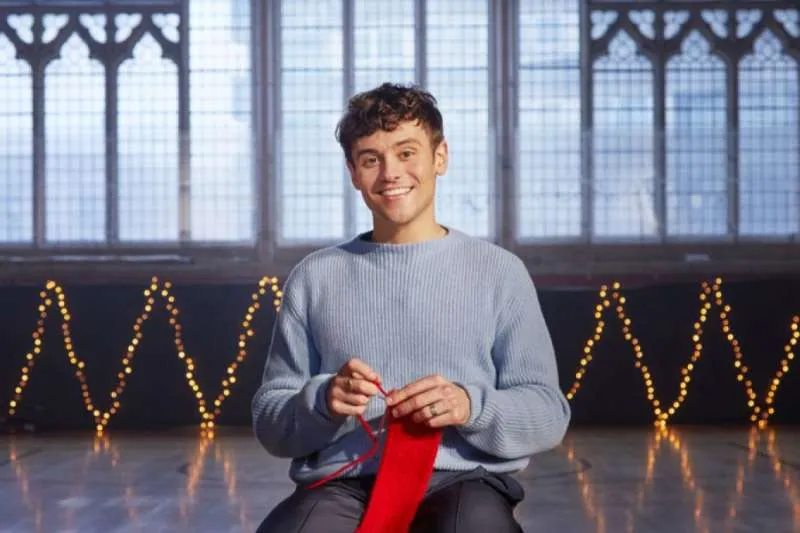 Tom Daley: Olympic Diver Turns TV Host for New Knitting Show ‘The Game of Wool’ Tom Daley: Olympic Diver Turns TV Host for New Knitting Show ‘The Game of Wool’