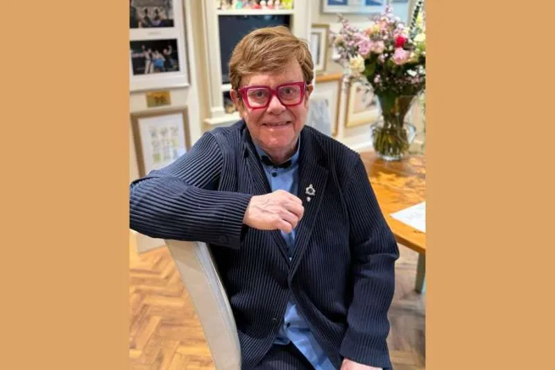 ELTON JOHN: STAR TO PERFORM AT STEVE JOBS’ DAUGHTER’S £5M WEDDING