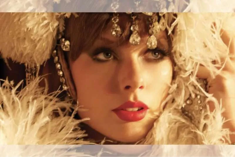 TAYLOR SWIFT SMASHES RECORDS AS ‘THE LIFE OF A SHOWGIRL’ BECOMES A GLOBAL PHENOMENON TAYLOR SWIFT SMASHES RECORDS AS ‘THE LIFE OF A SHOWGIRL’ BECOMES A GLOBAL PHENOMENON