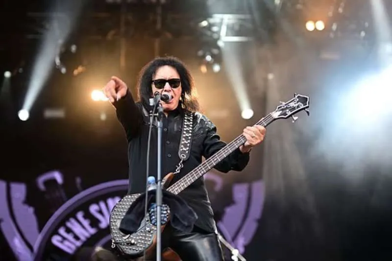 KISS LEGEND GENE SIMMONS HOSPITALISED AFTER MALIBU CAR CRASH KISS LEGEND GENE SIMMONS HOSPITALISED AFTER MALIBU CAR CRASH