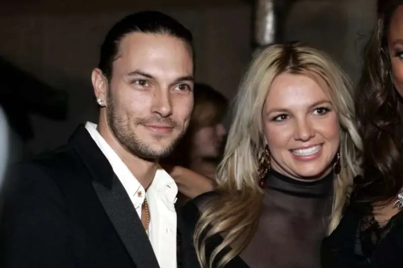BRITNEY SPEARS: KEVIN FEDERLINE’S EXPLOSIVE NEW BOOK REVEALED BRITNEY SPEARS: KEVIN FEDERLINE’S EXPLOSIVE NEW BOOK REVEALED