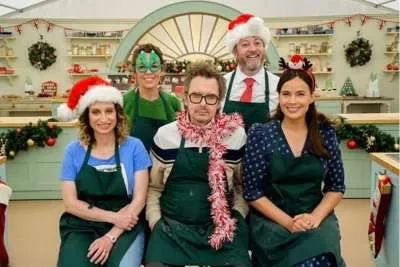 BAKE OFF: PEEP SHOW CAST REUNITE FOR BAKING SHOW