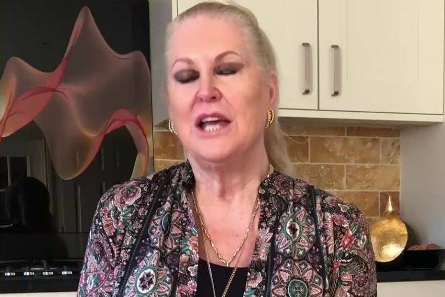 Kim Woodburn Slams Julia Bradbury as the “Rudest” Celebrity She’s Ever Met