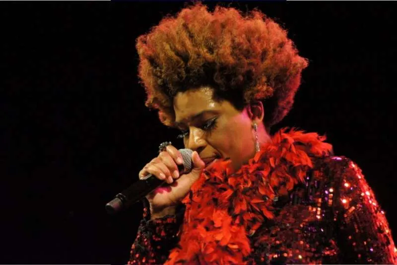 Macy Gray Teases New Album and Possible Surprise Glastonbury Appearance