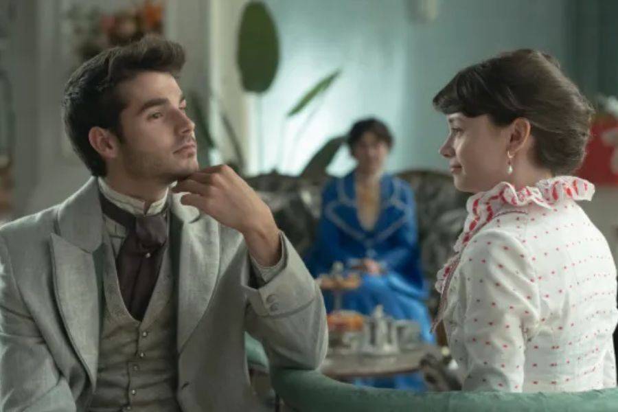 Netflix Viewers Obsessed with New Period Drama ‘The Lady’s Companion’