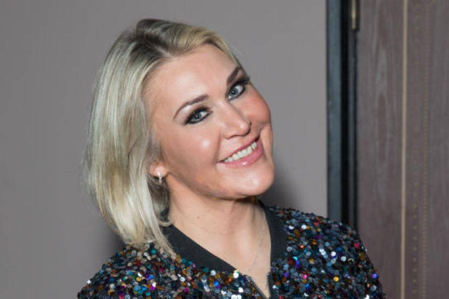S CLUB 7 STAR JO O'MEARA RUSHED TO HOSPITAL WITH SEVERE PAIN