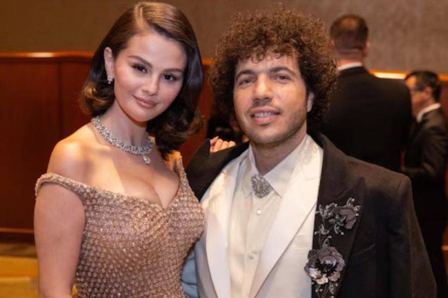 Selena Gomez's Insecurities Inspire 'Younger and Hotter Than 