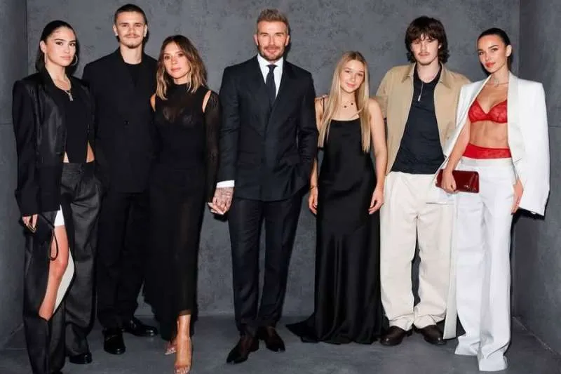 Family Feud? Brooklyn and Romeo Beckham’s Relationship on the Rocks Family Feud? Brooklyn and Romeo Beckham’s Relationship on the Rocks