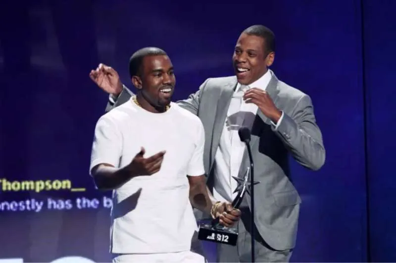 Kanye West Says He’s “Dreaming” About Apologising to Jay-Z Kanye West Says He’s “Dreaming” About Apologising to Jay-Z