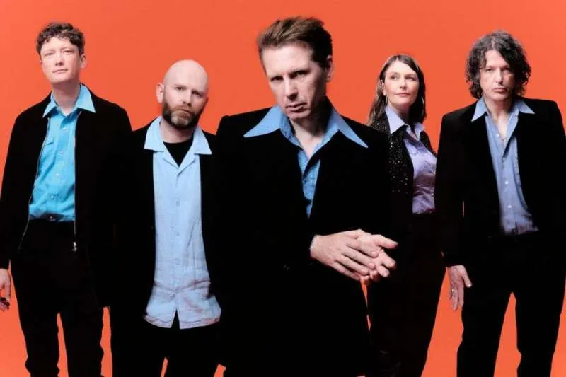 FRANZ FERDINAND ARE BACK! Full 2026 UK Tour Announced – See the Dates FRANZ FERDINAND ARE BACK! Full 2026 UK Tour Announced – See the Dates